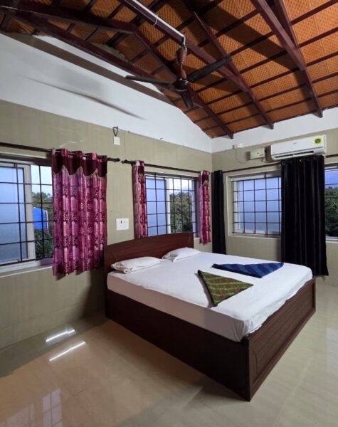 WhatsApp Image 2025-09-26 at 6.59.58 PM (2)