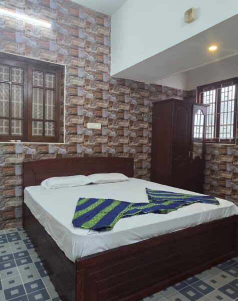 WhatsApp Image 2025-09-26 at 6.59.59 PM (1)