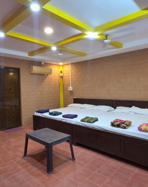 WhatsApp Image 2025-09-26 at 7.00.00 PM (5)